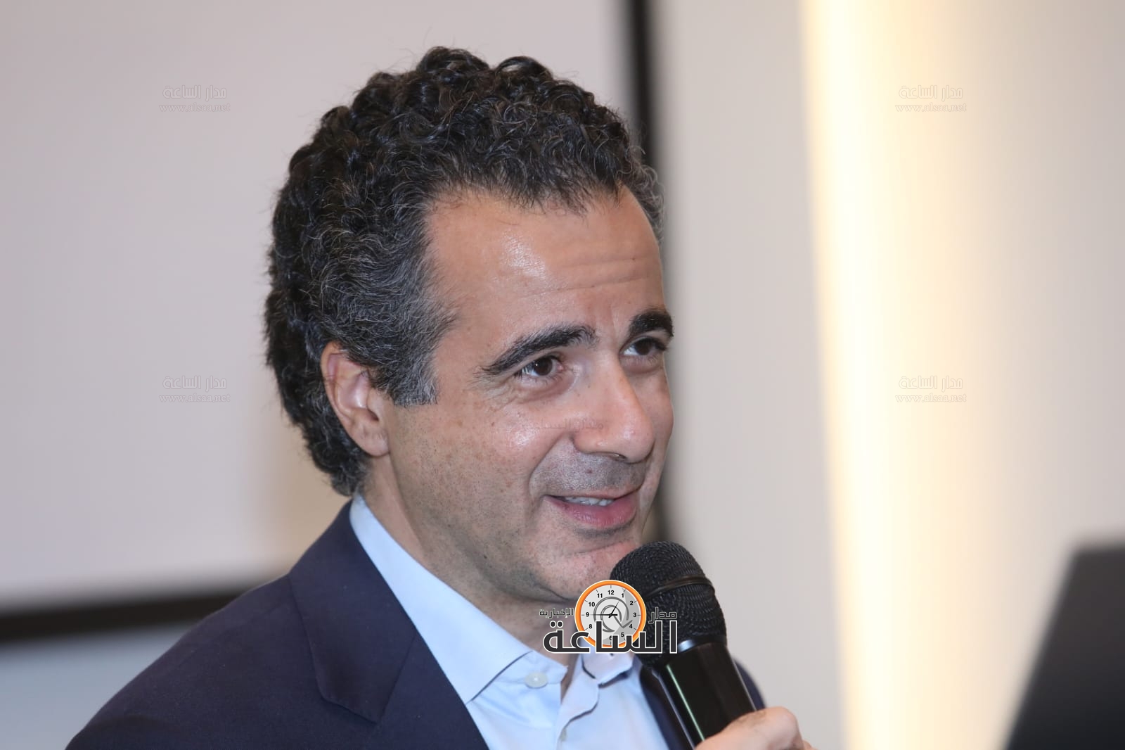 Madar Al-Saa Images 0.4199098186466321