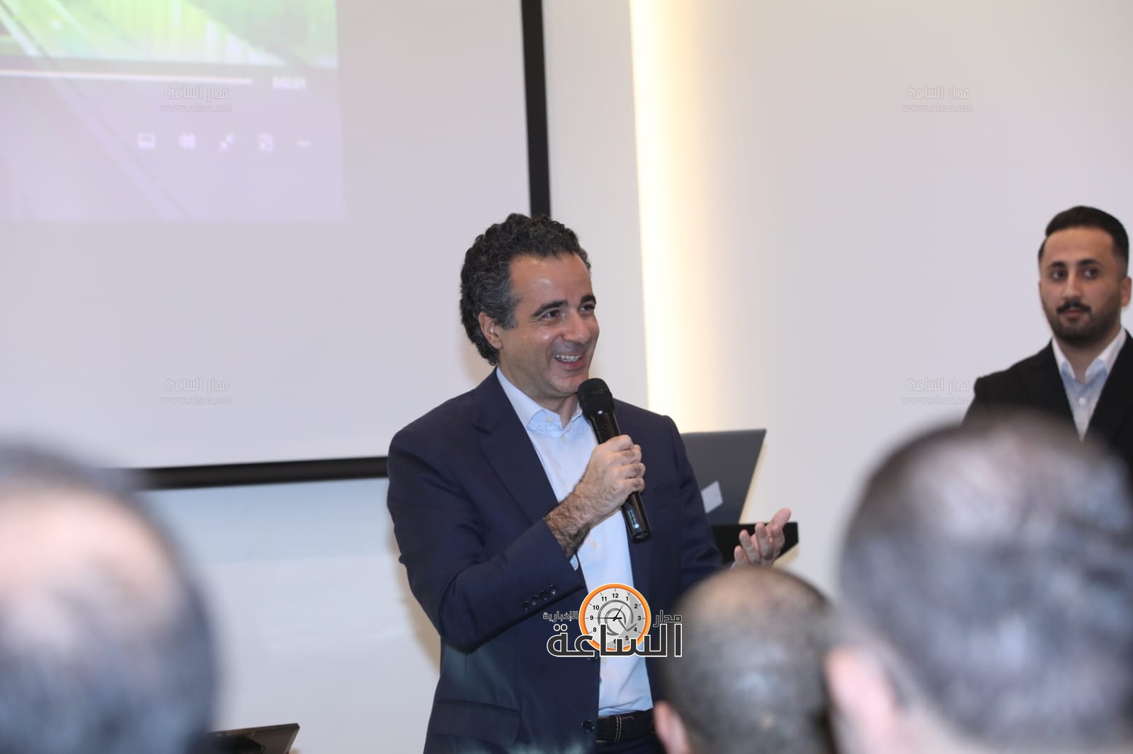 Madar Al-Saa Images 0.7294049367435447