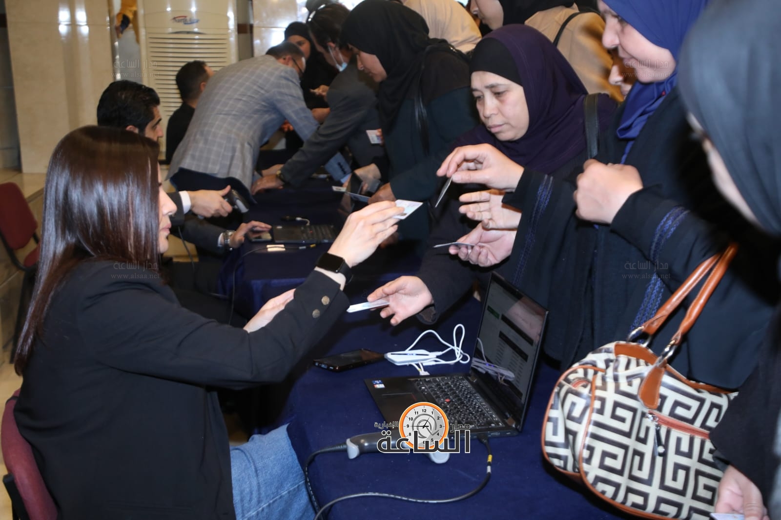 Madar Al-Saa Images 0.7431336854112318