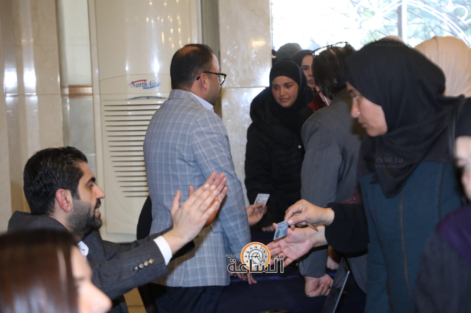 Madar Al-Saa Images 0.9111060738343455