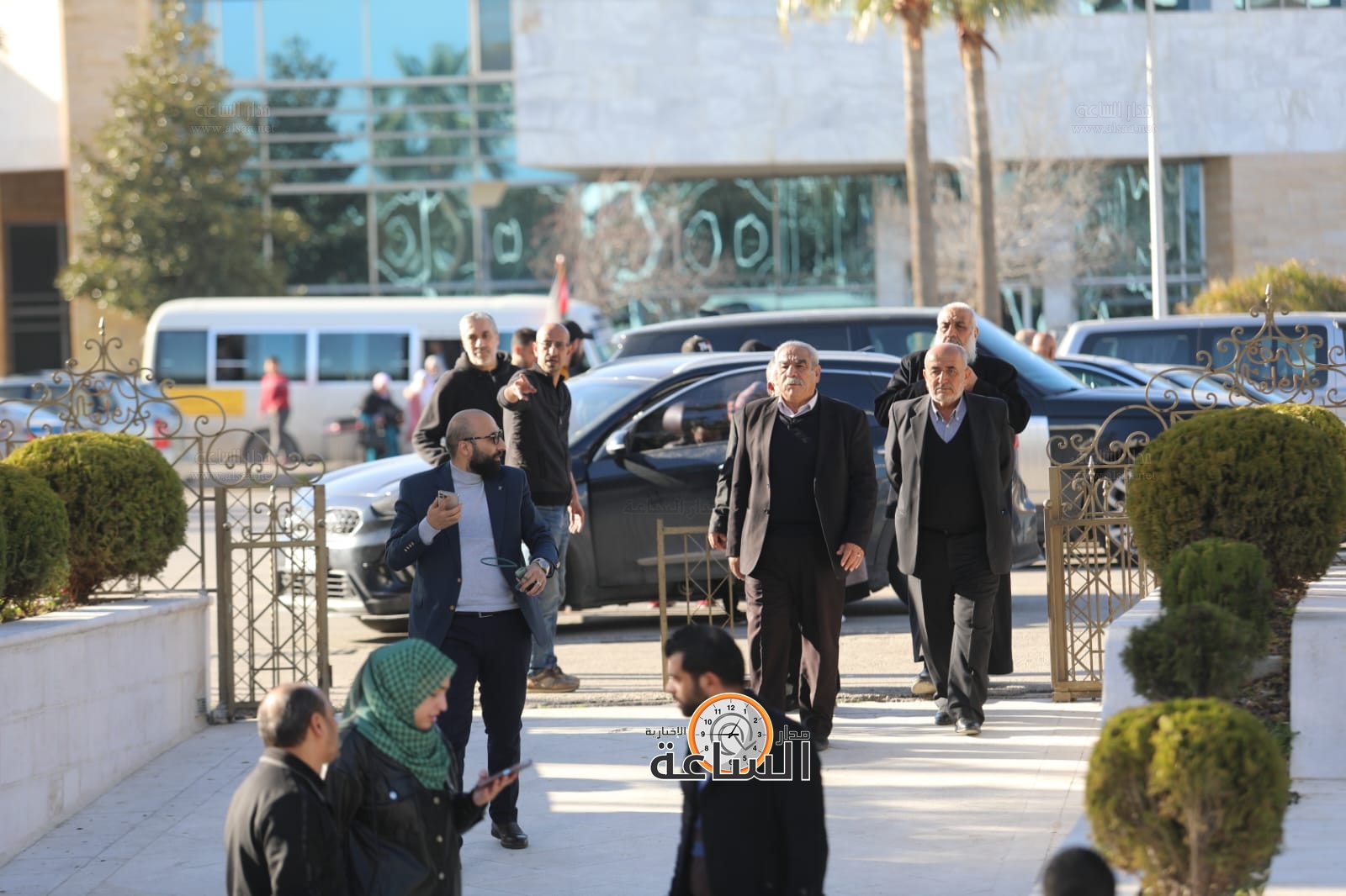 Madar Al-Saa Images 0.3343210891887347