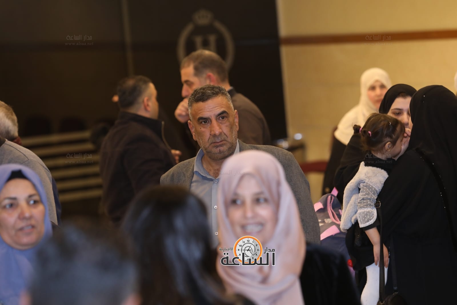 Madar Al-Saa Images 0.9656612459911134