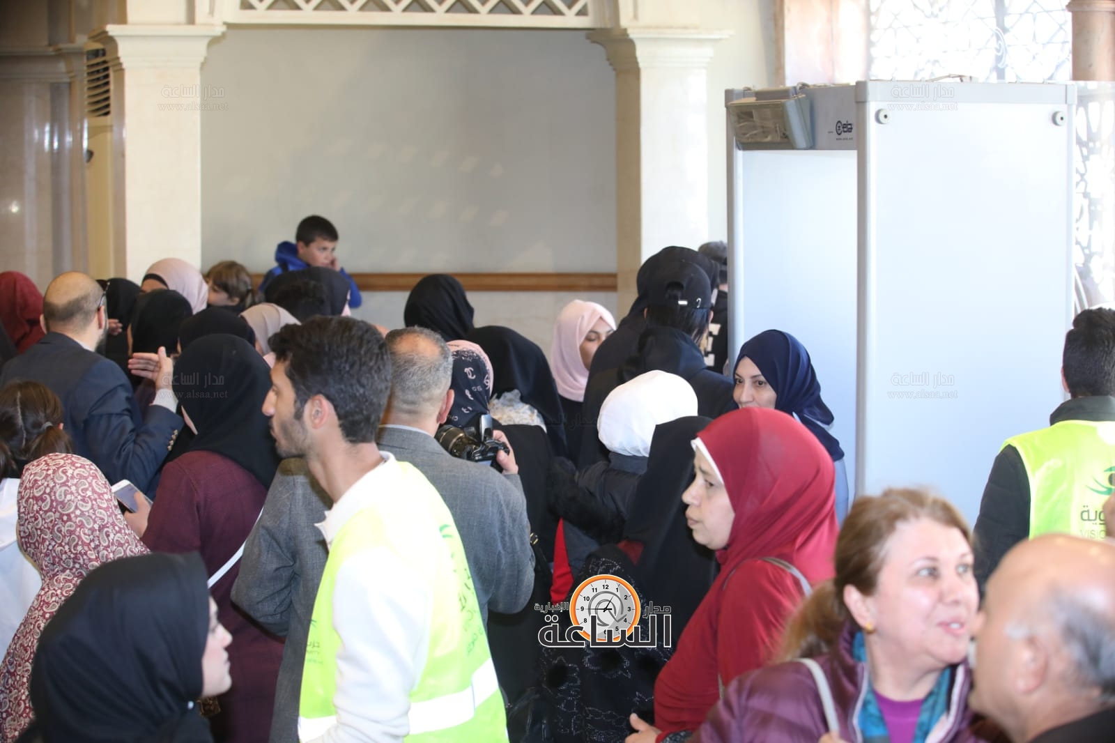 Madar Al-Saa Images 0.7074563887043308