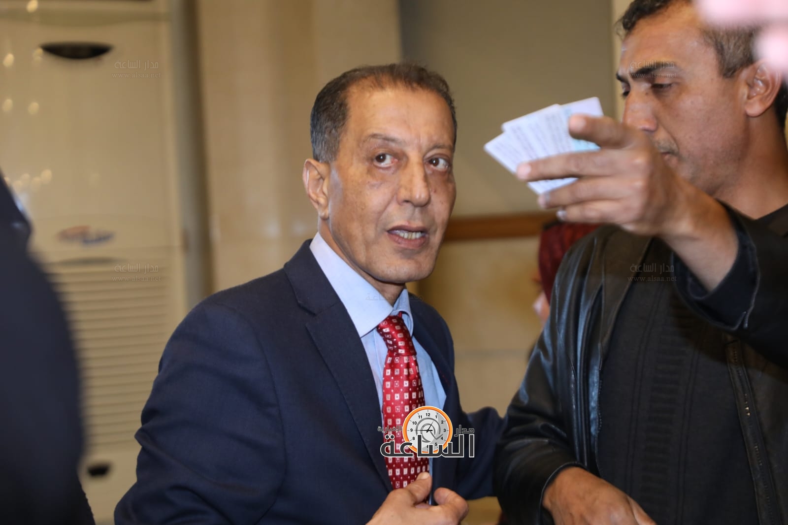 Madar Al-Saa Images 0.5922381484467292