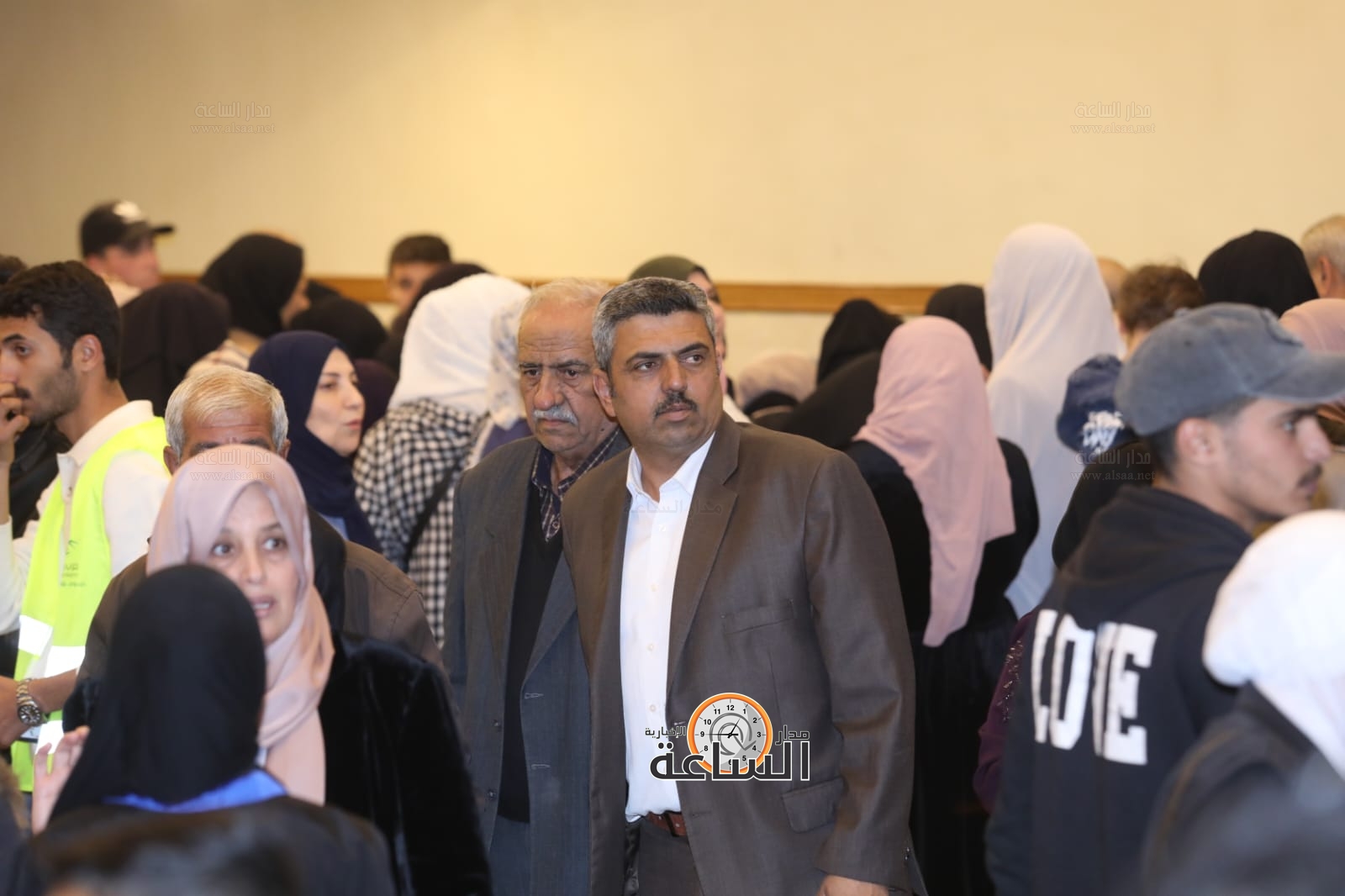 Madar Al-Saa Images 0.620733844890704