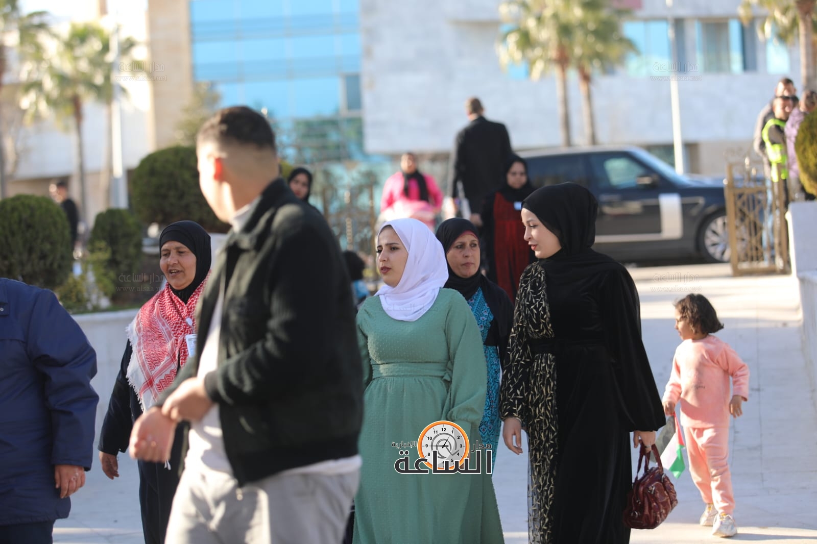 Madar Al-Saa Images 0.7511679022373154