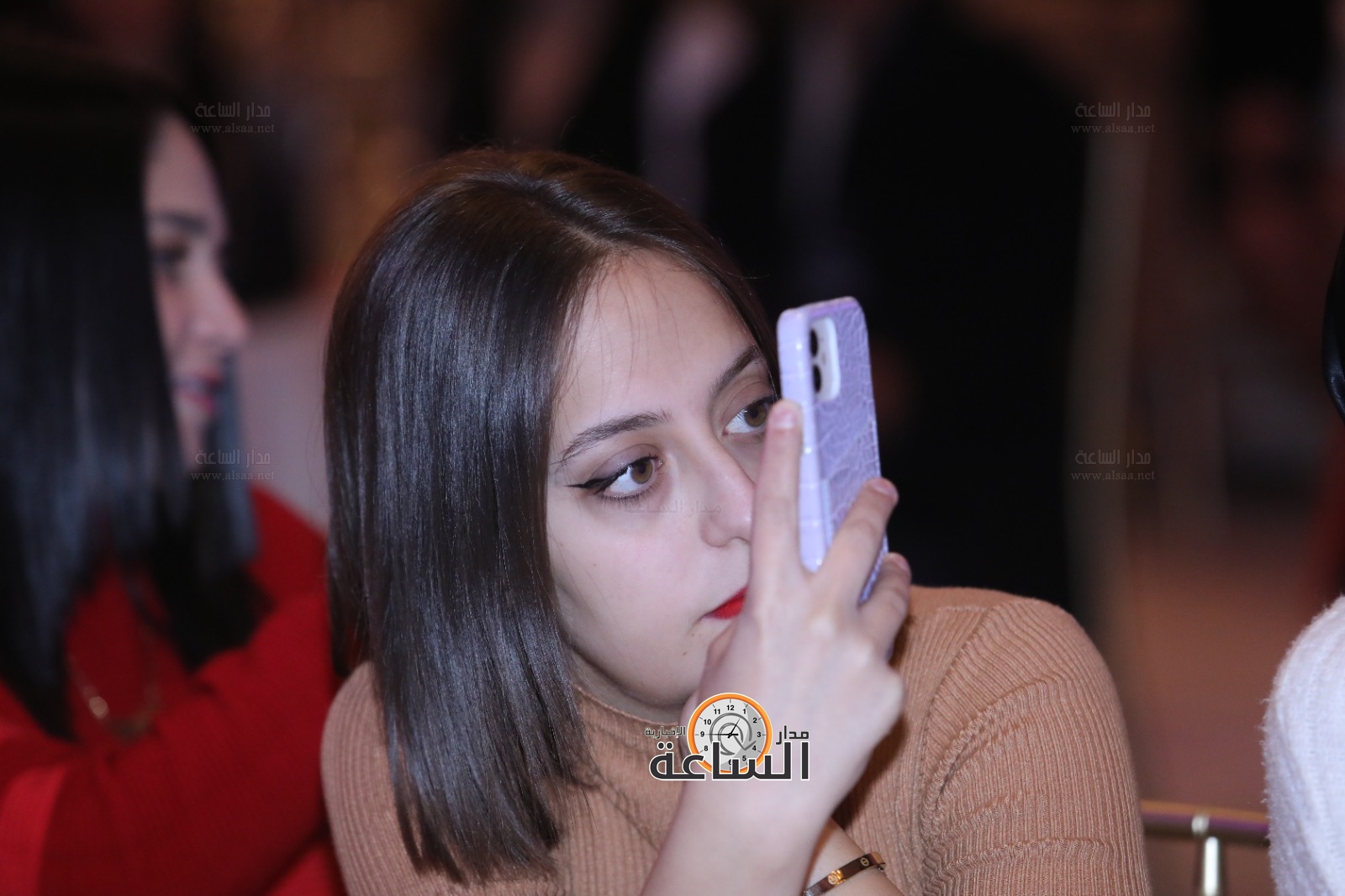 Madar Al-Saa Images 0.6186395230893191