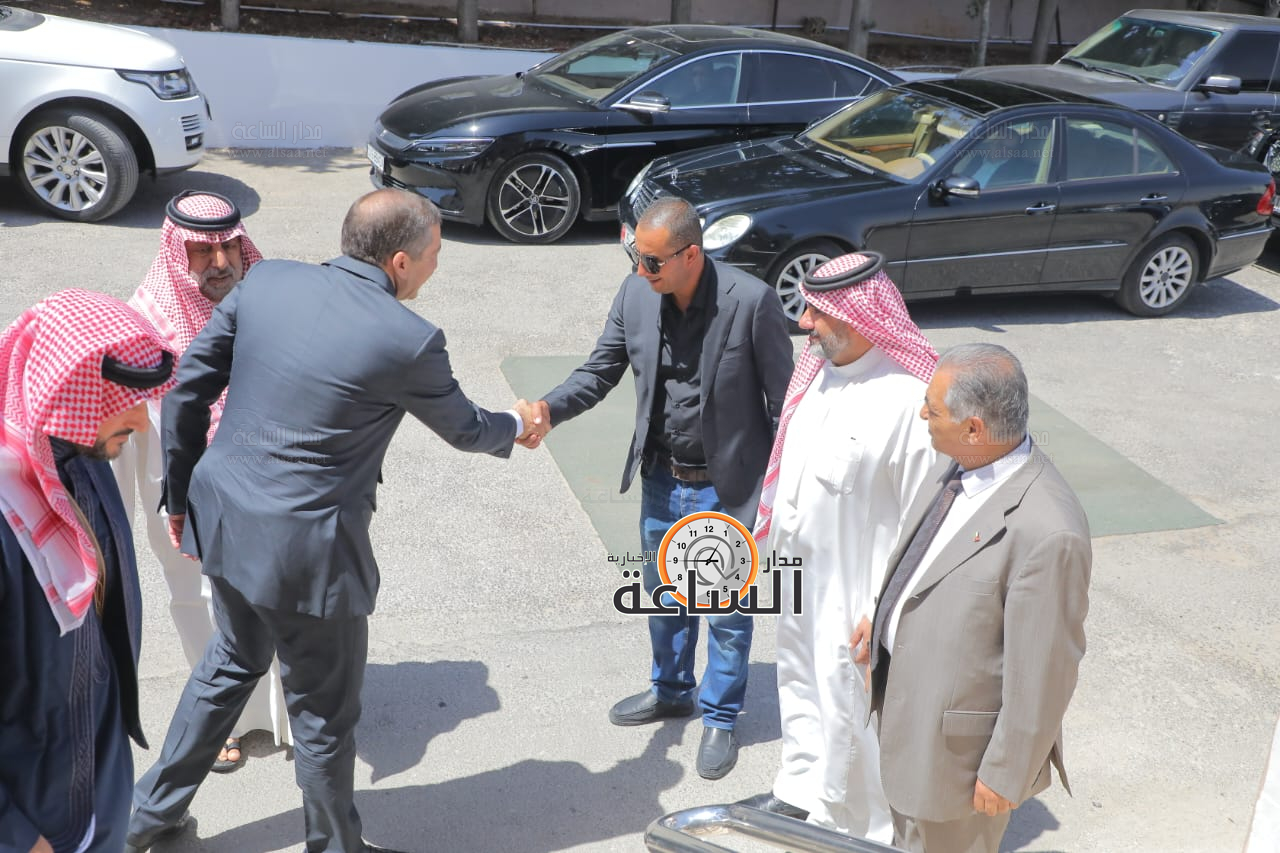 Madar Al-Saa Images 0.13852449337247008