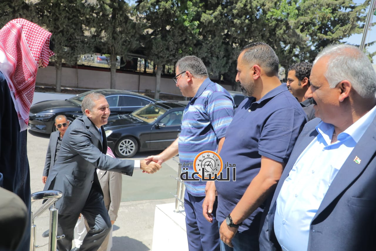 Madar Al-Saa Images 0.5652784626292504