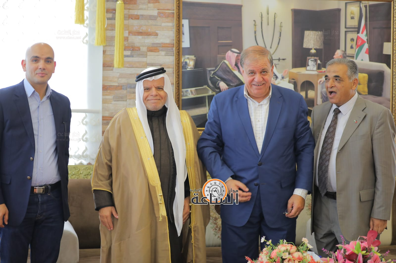 Madar Al-Saa Images 0.7010000014590043