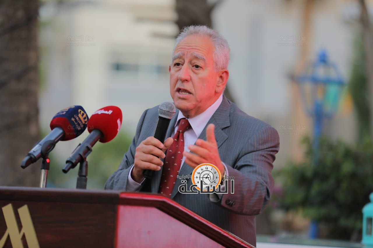 Madar Al-Saa Images 0.9802658711593102