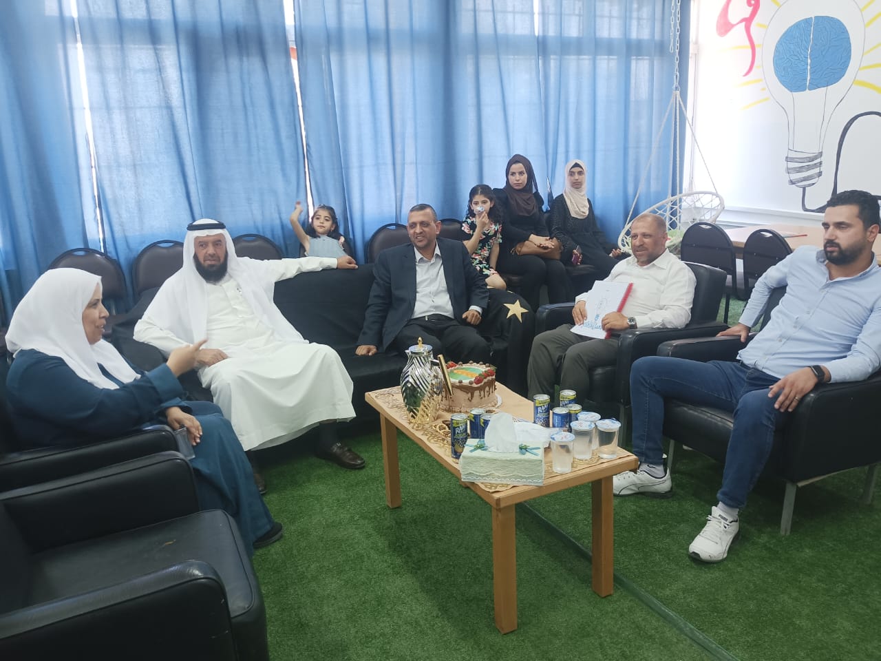 Madar Al-Saa Images 0.12196899049186749