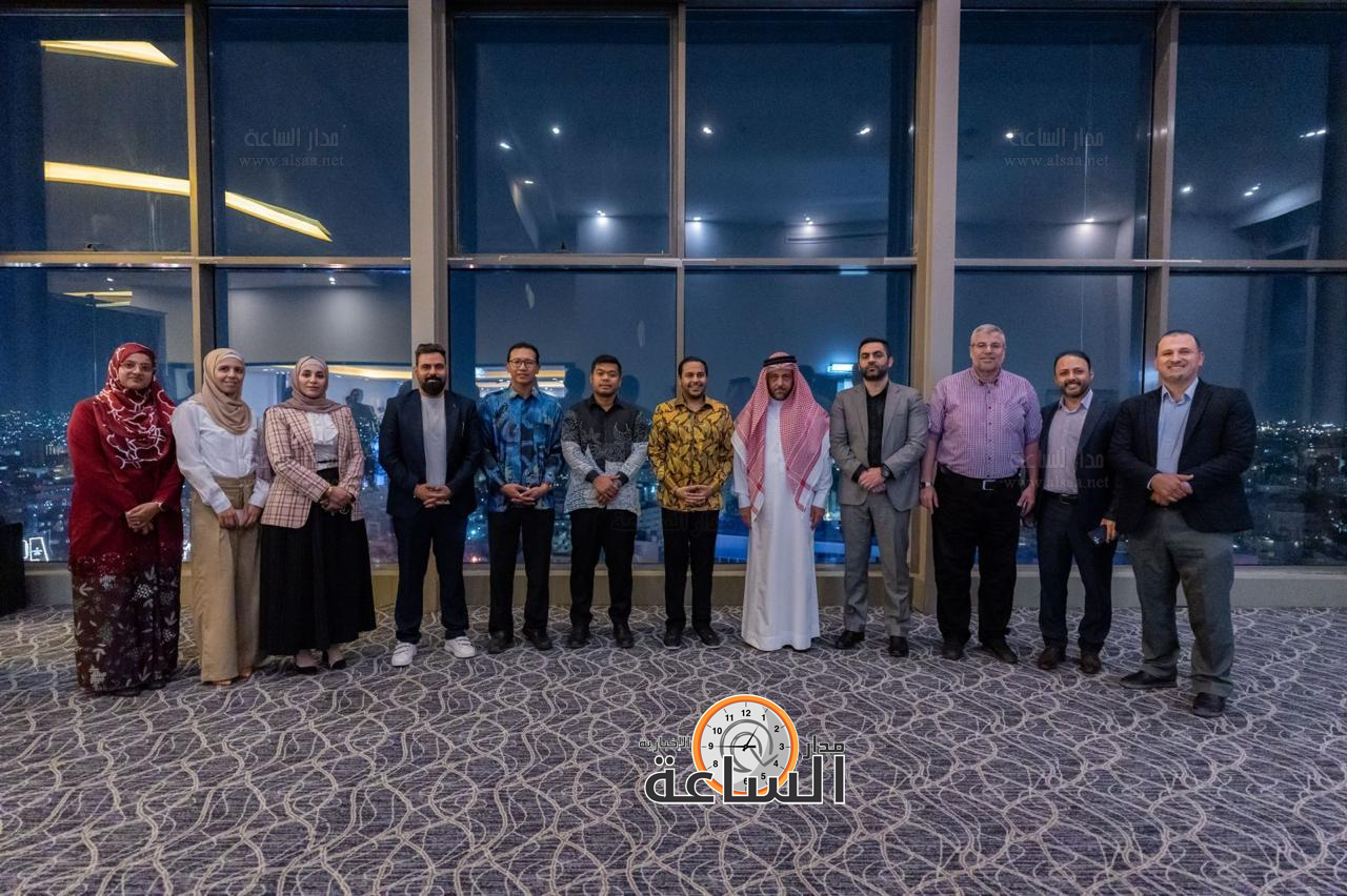 Madar Al-Saa Images 0.01694522321733971