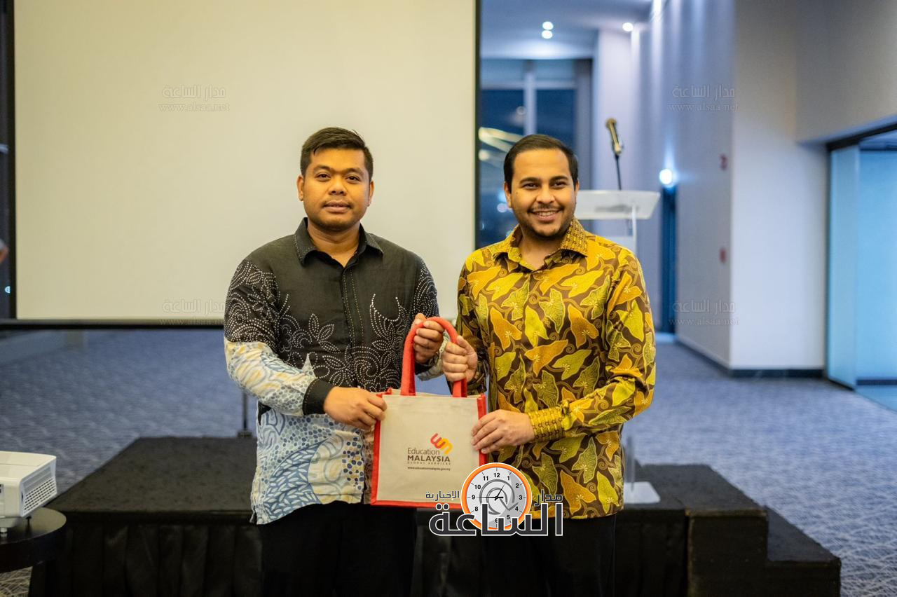 Madar Al-Saa Images 0.15972272309799584