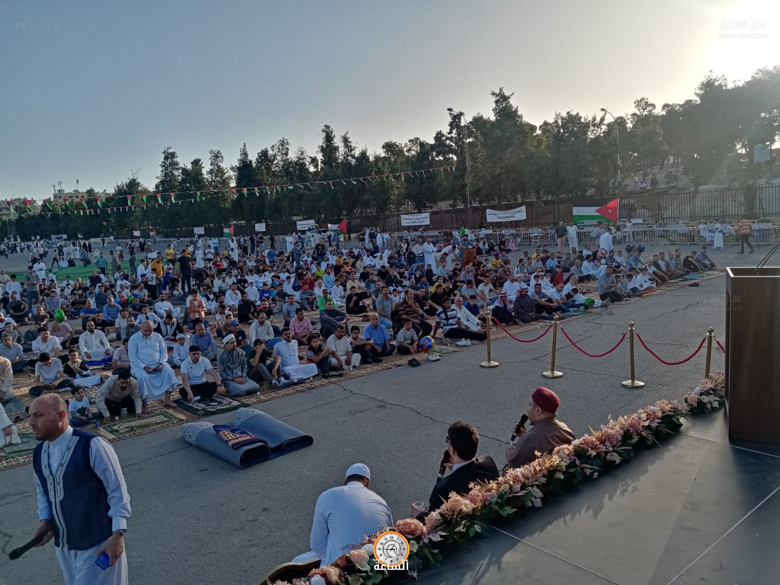 Madar Al-Saa Images 0.44093946535668005