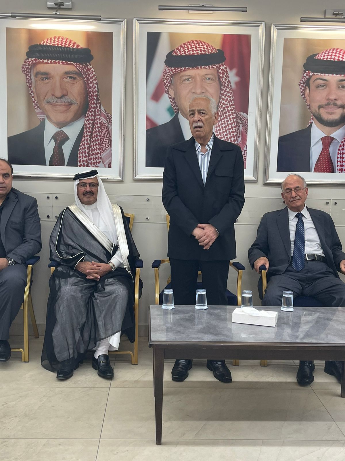 Madar Al-Saa Images 0.14079571451455353