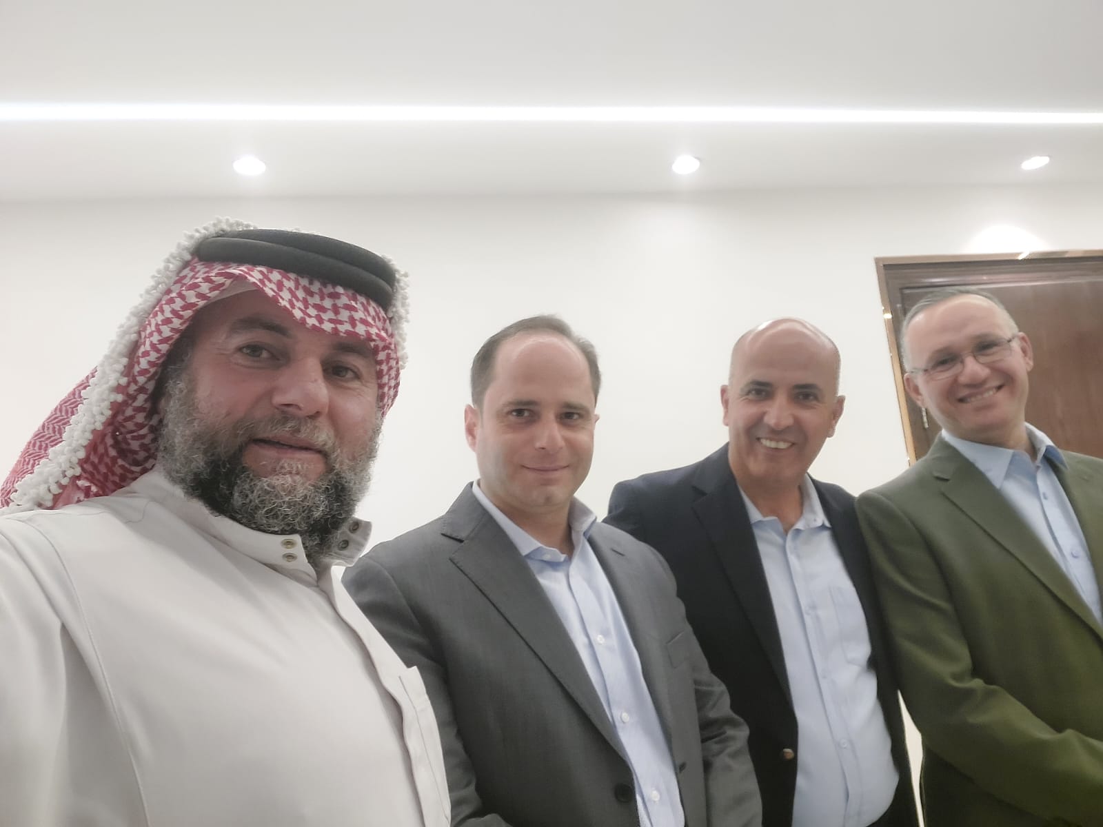 Madar Al-Saa Images 0.742105077658451