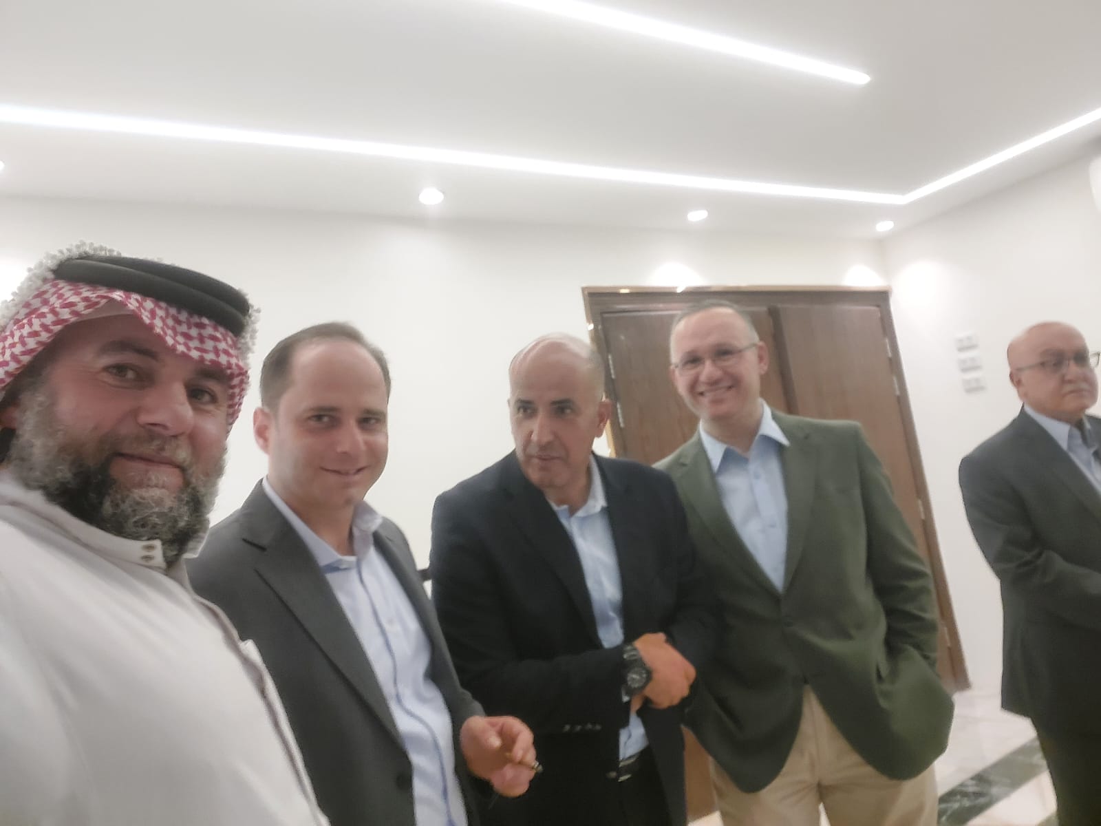 Madar Al-Saa Images 0.554303763744527