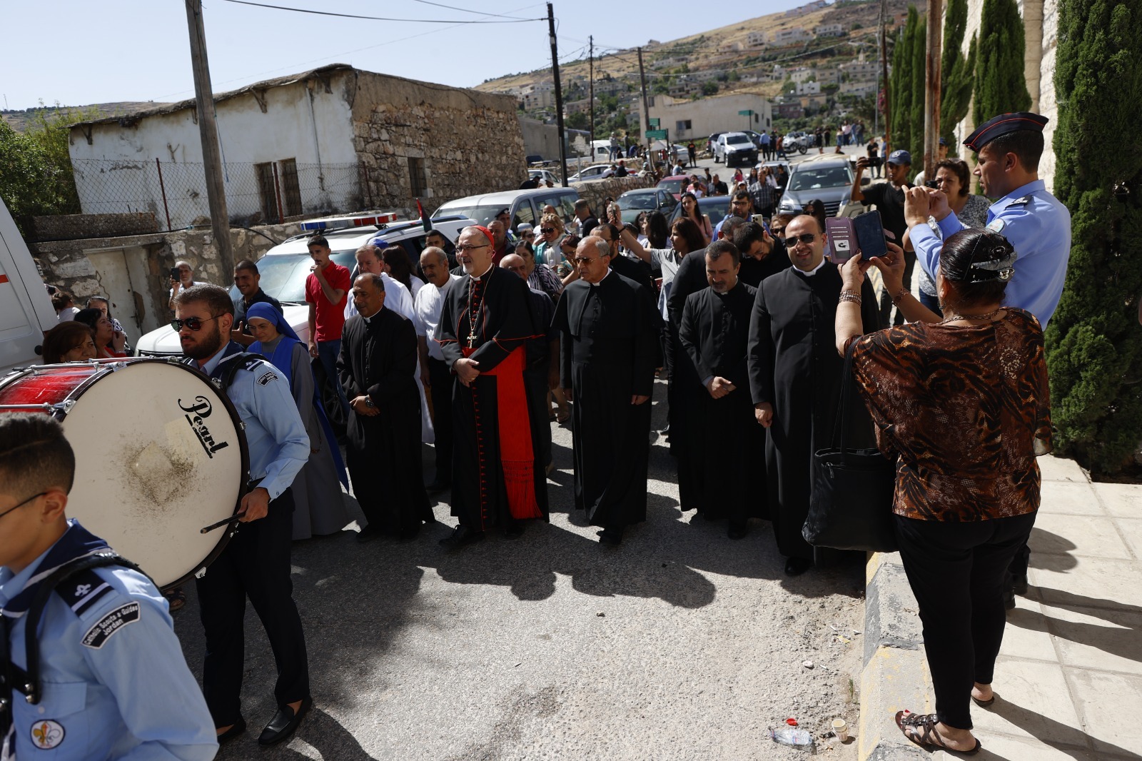 Madar Al-Saa Images 0.1540903741698061