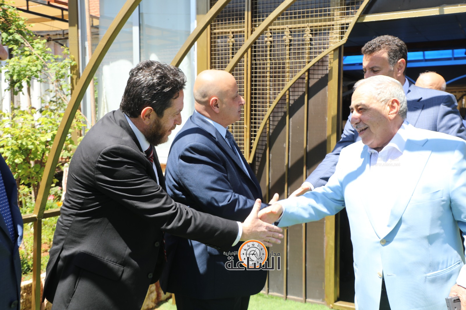 Madar Al-Saa Images 0.6122818345986638