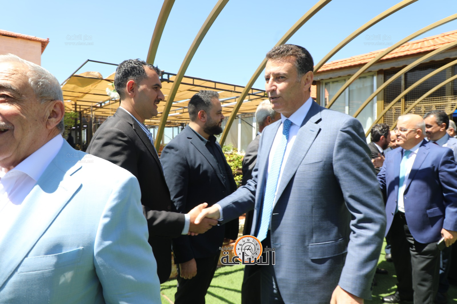 Madar Al-Saa Images 0.5621885611454485