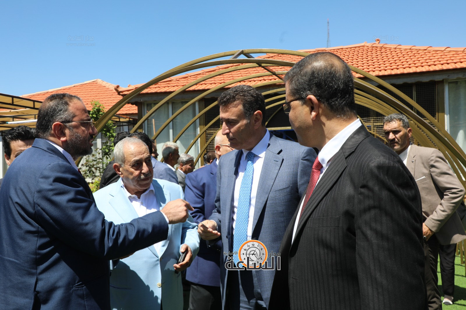 Madar Al-Saa Images 0.738010633125626