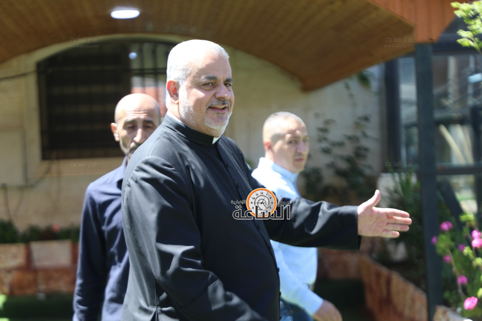 Madar Al-Saa Images 0.4129886511297982