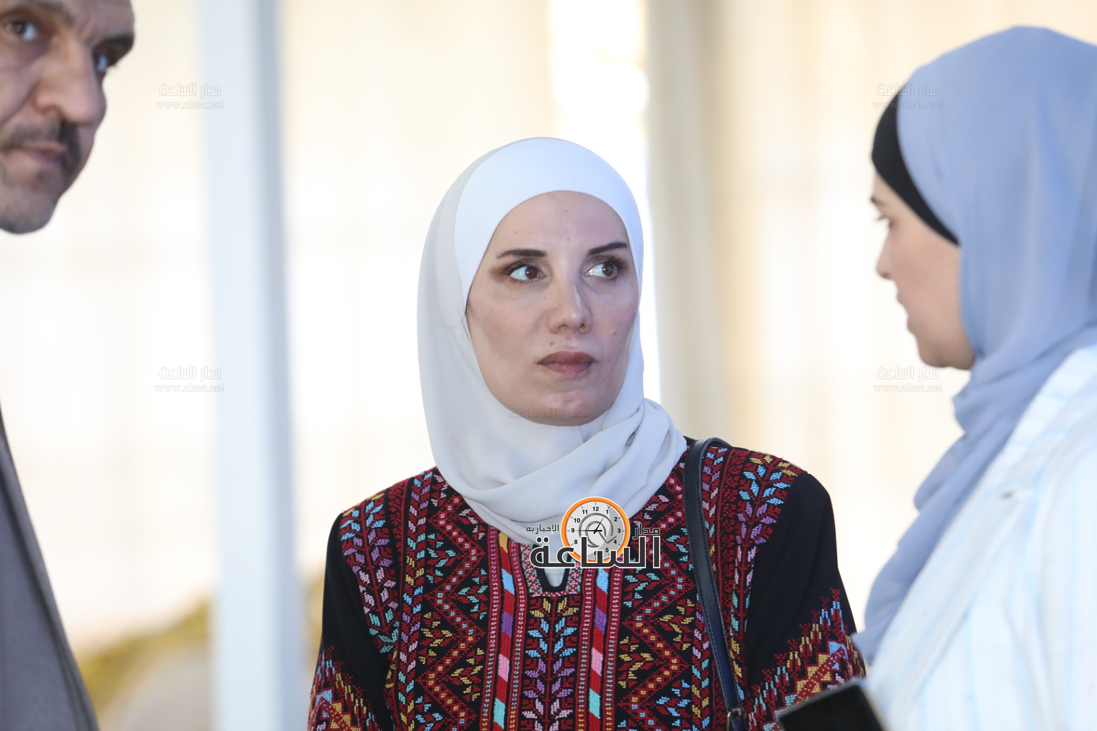 Madar Al-Saa Images 0.8847332088243525