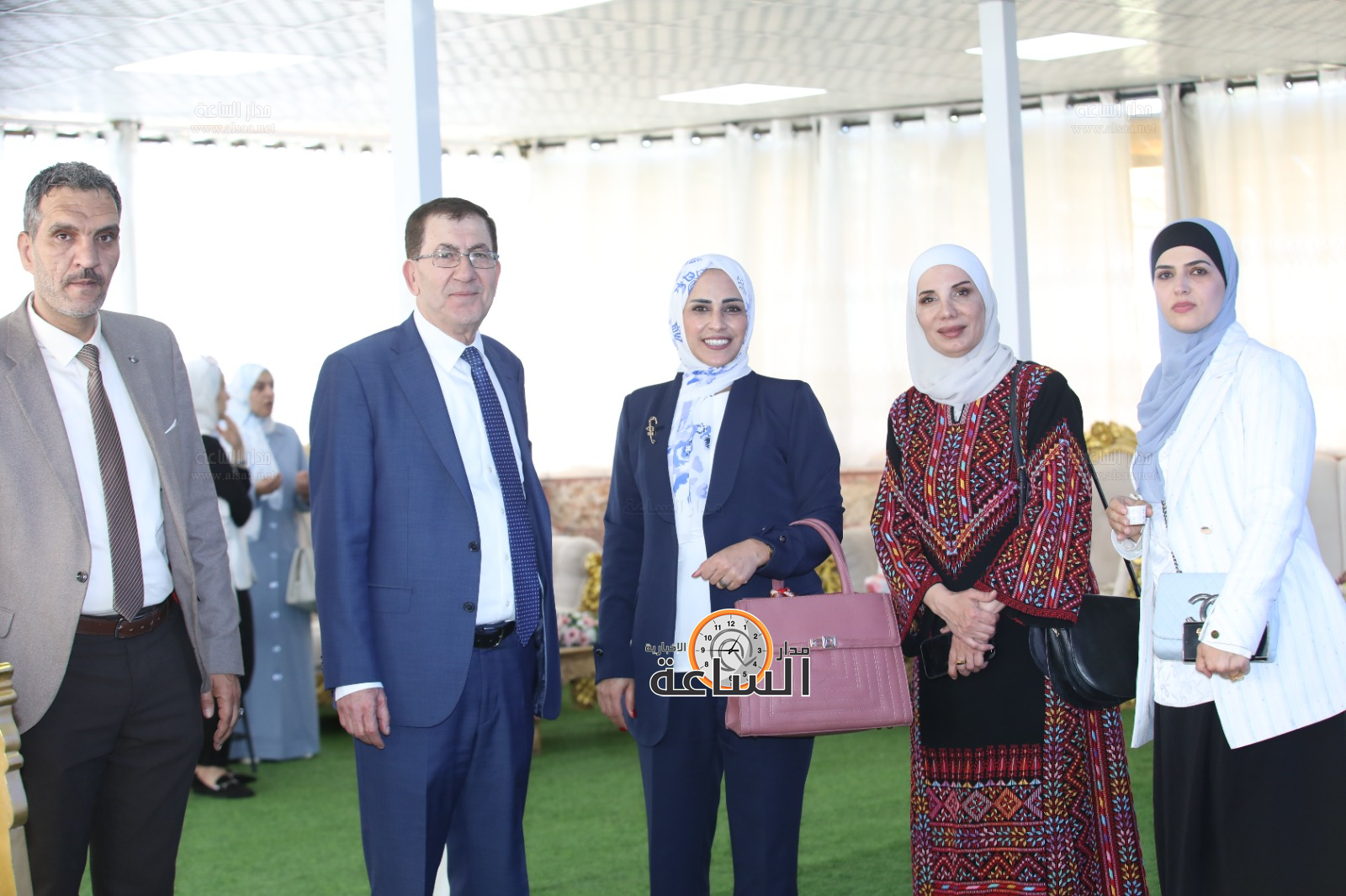 Madar Al-Saa Images 0.5321868270429928