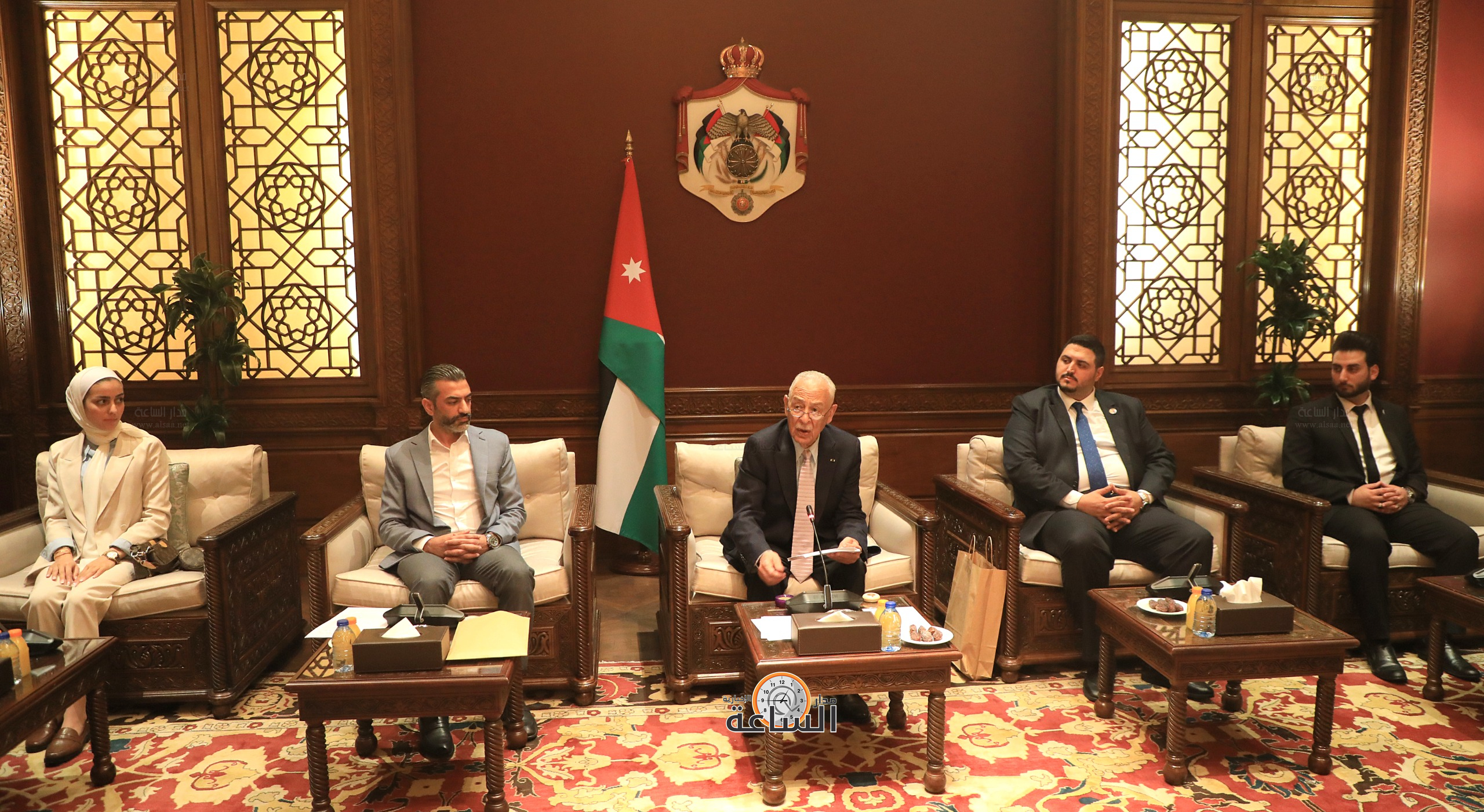 Madar Al-Saa Images 0.1695068912438551