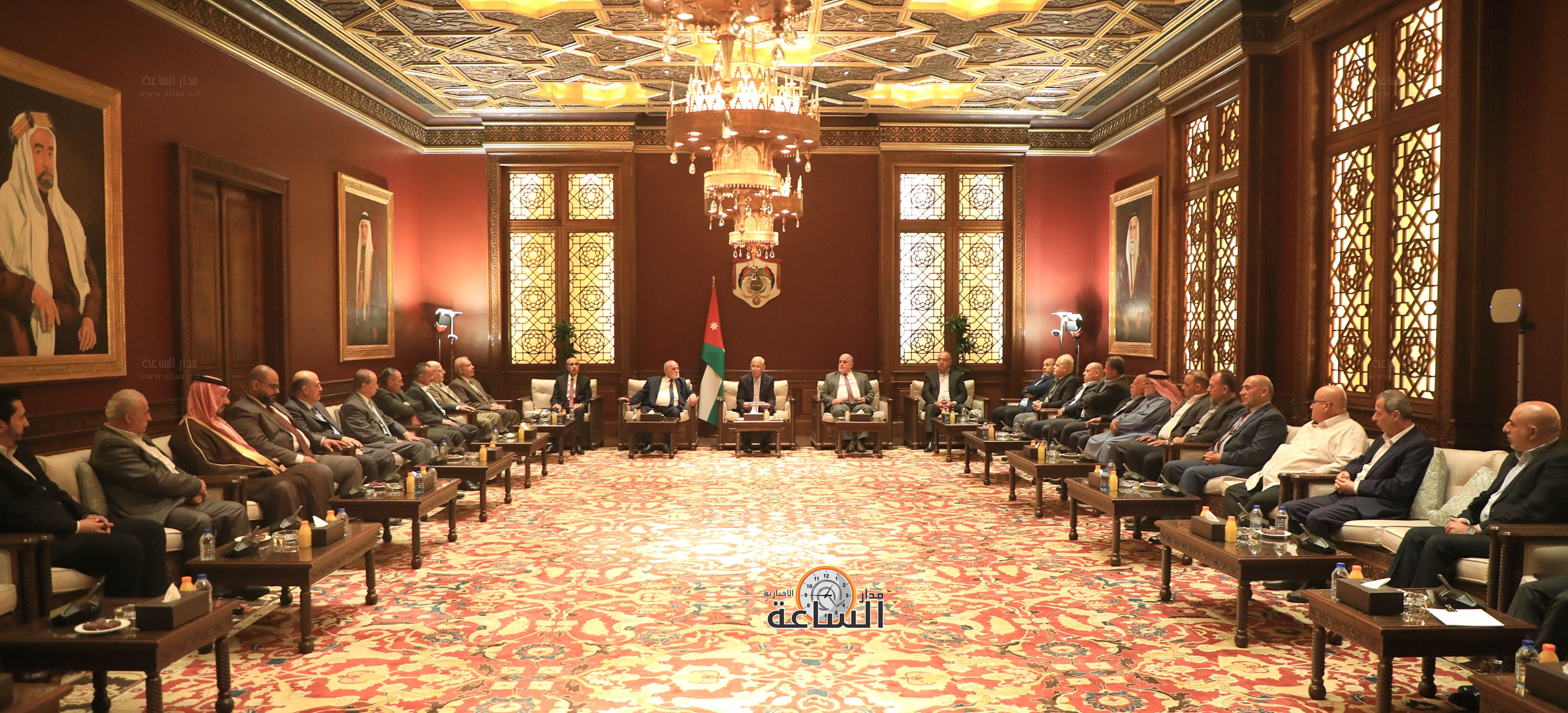 Madar Al-Saa Images 0.37824951690415176