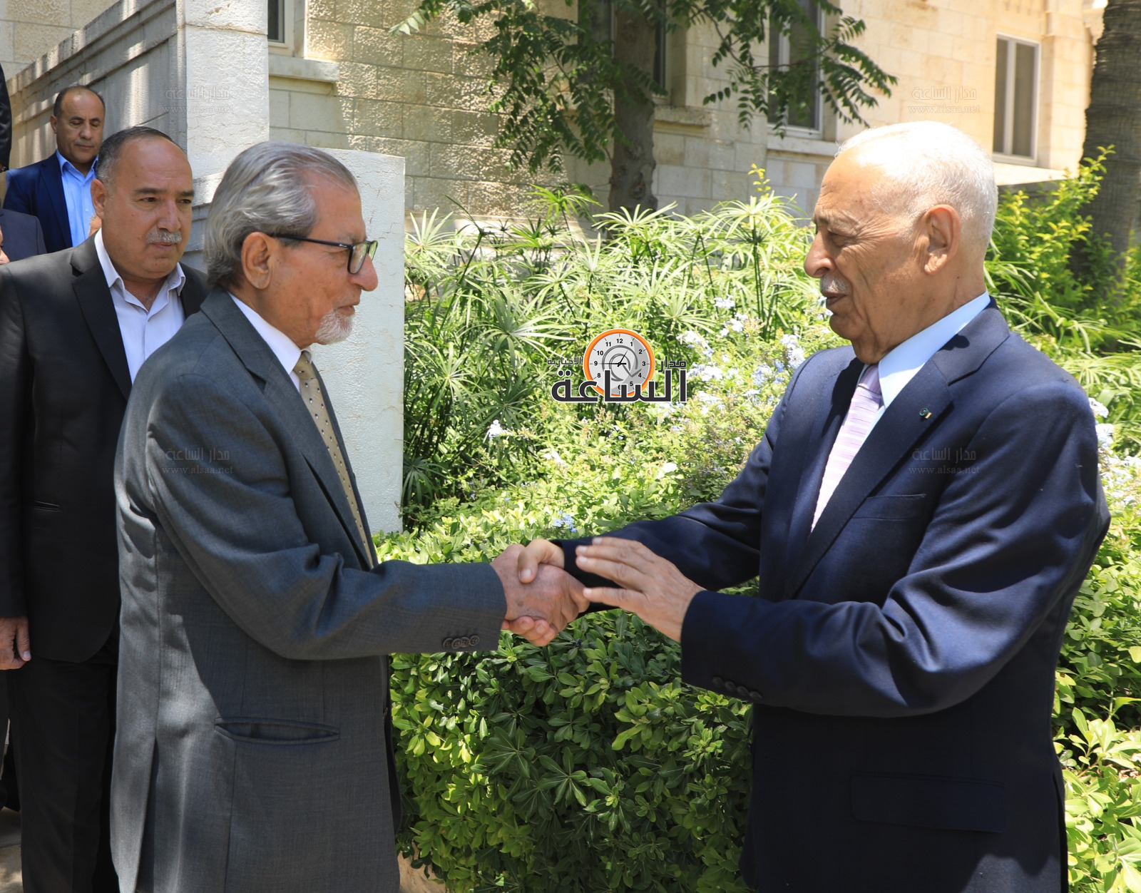 Madar Al-Saa Images 0.03343973898028074