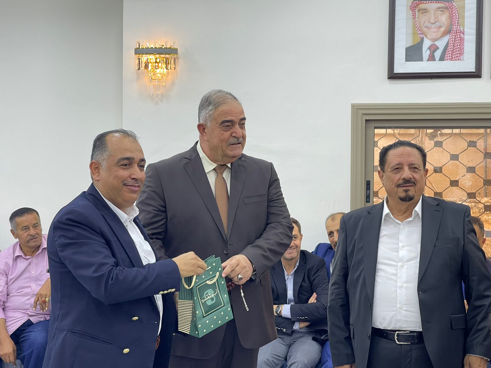 Madar Al-Saa Images 0.21071520267746813