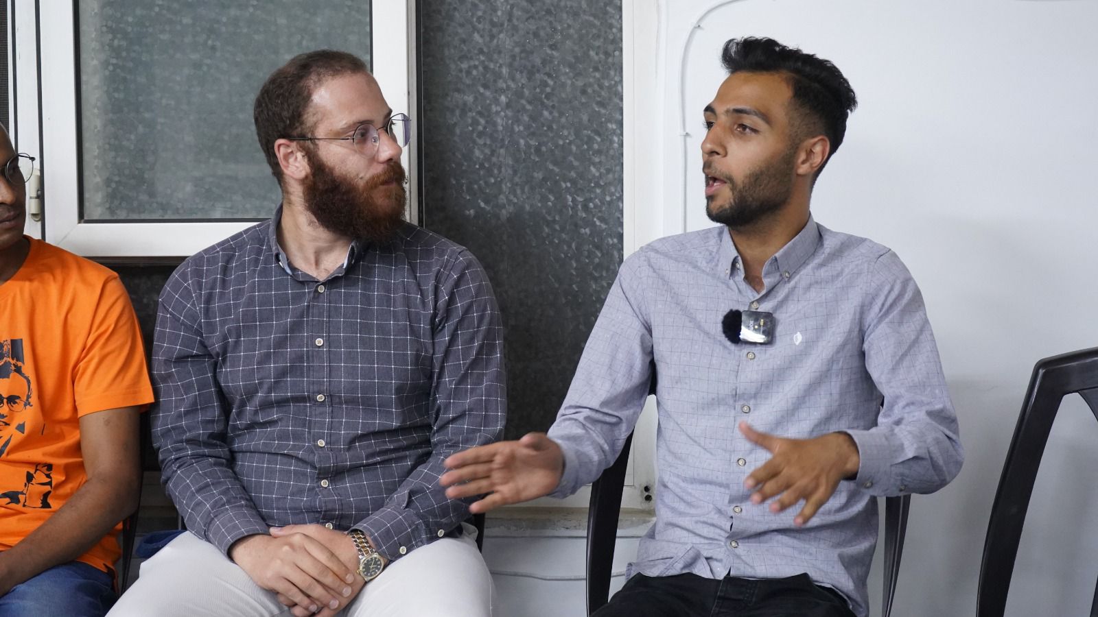 Madar Al-Saa Images 0.3737495404807265