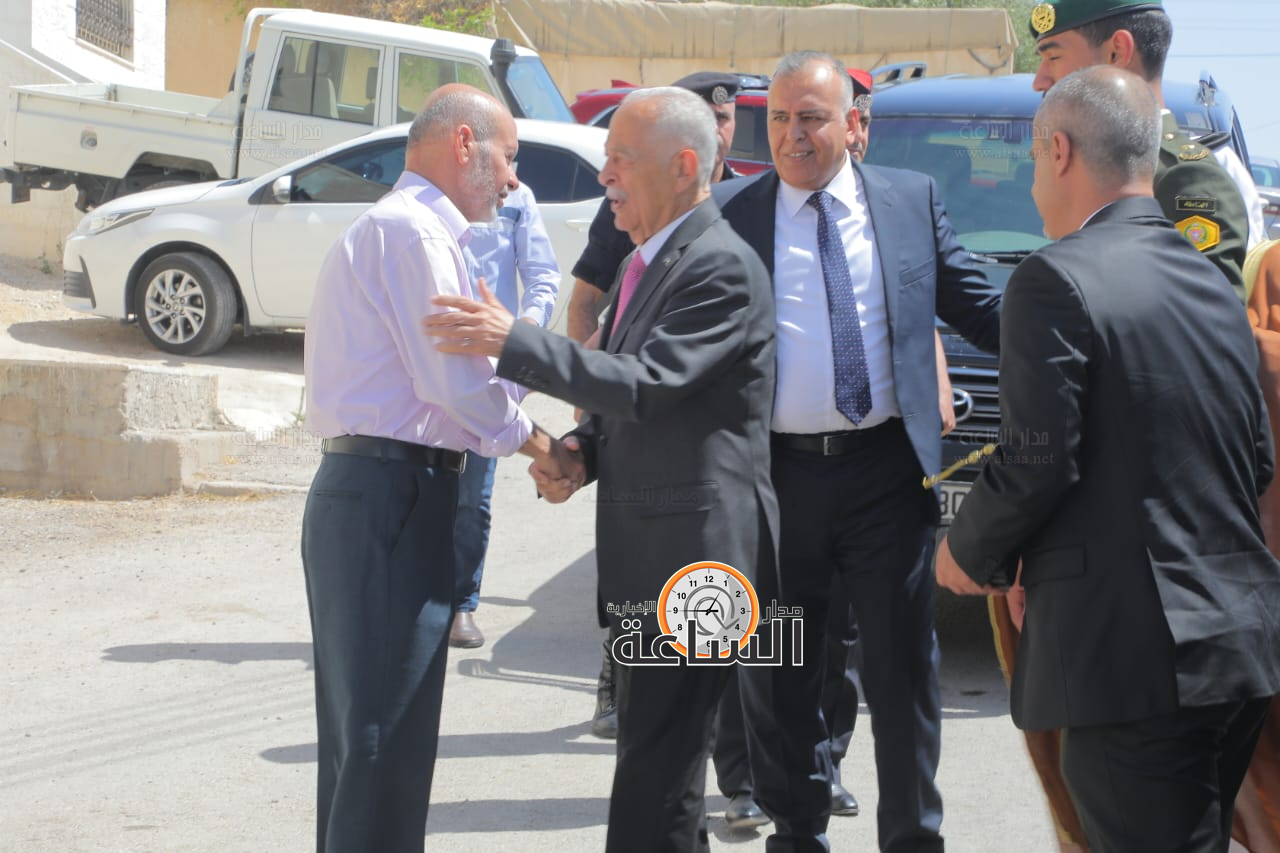 Madar Al-Saa Images 0.7260836509311743