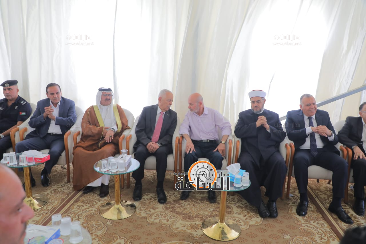 Madar Al-Saa Images 0.989997706996699