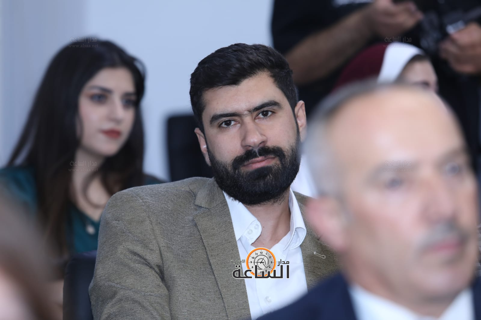 Madar Al-Saa Images 0.41571343985051