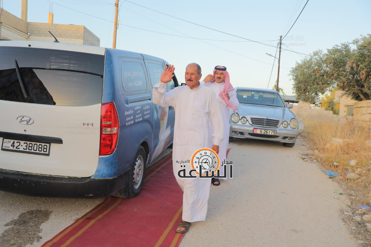 Madar Al-Saa Images 0.3773917071229864