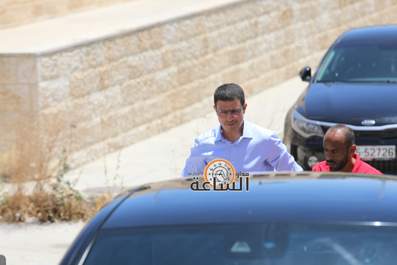 Madar Al-Saa Images 0.1256464169645719