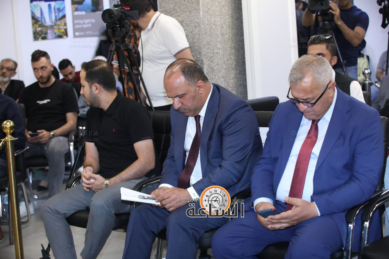 Madar Al-Saa Images 0.6854530633671214