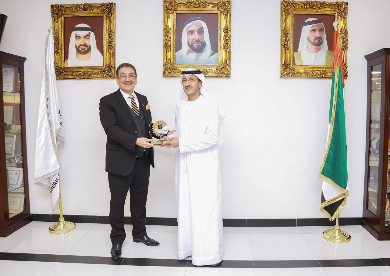 Madar Al-Saa Images 0.521362465938772