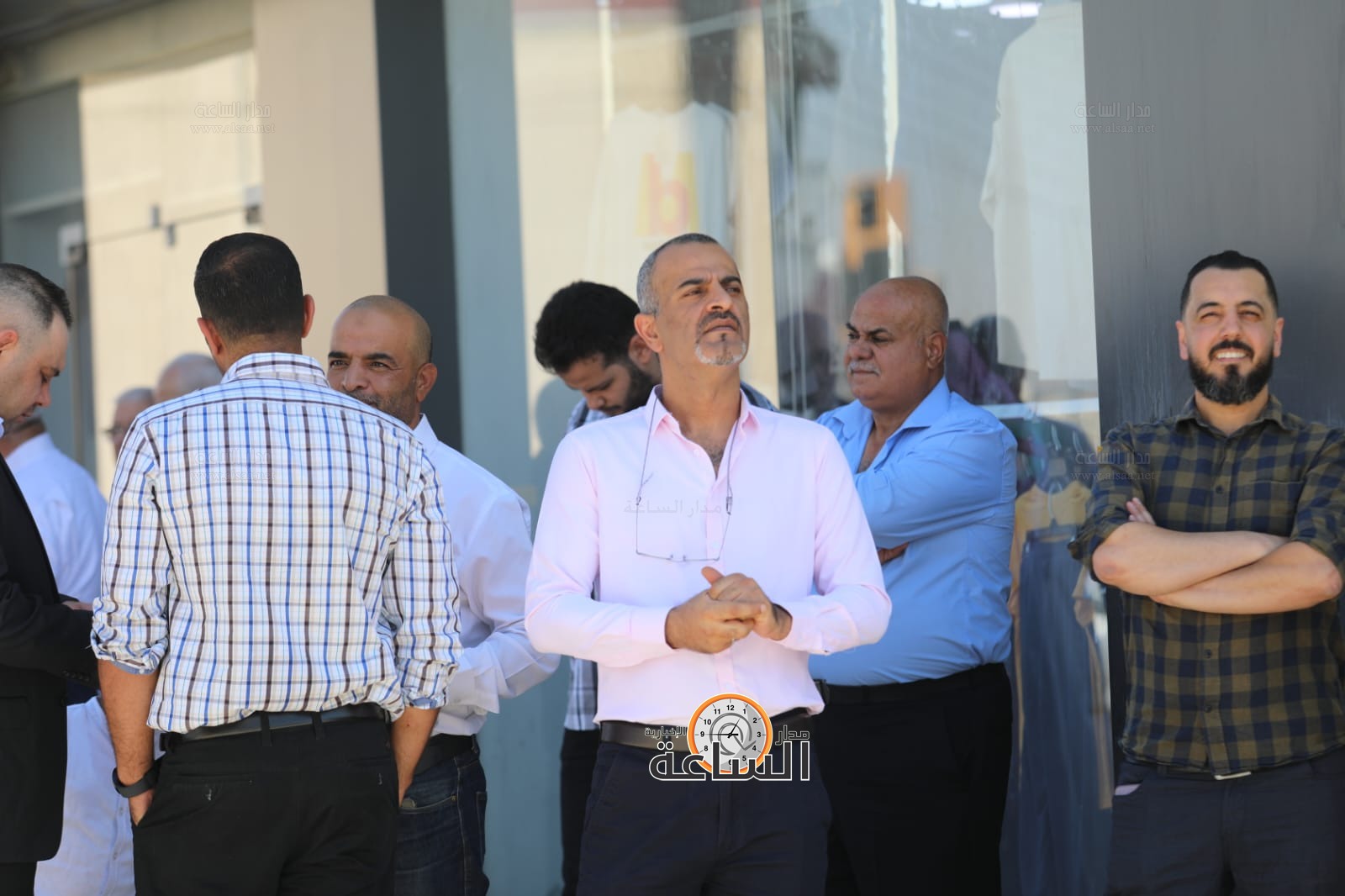 Madar Al-Saa Images 0.8983969370283429