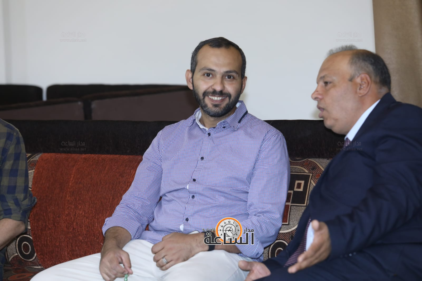 Madar Al-Saa Images 0.639107713395977