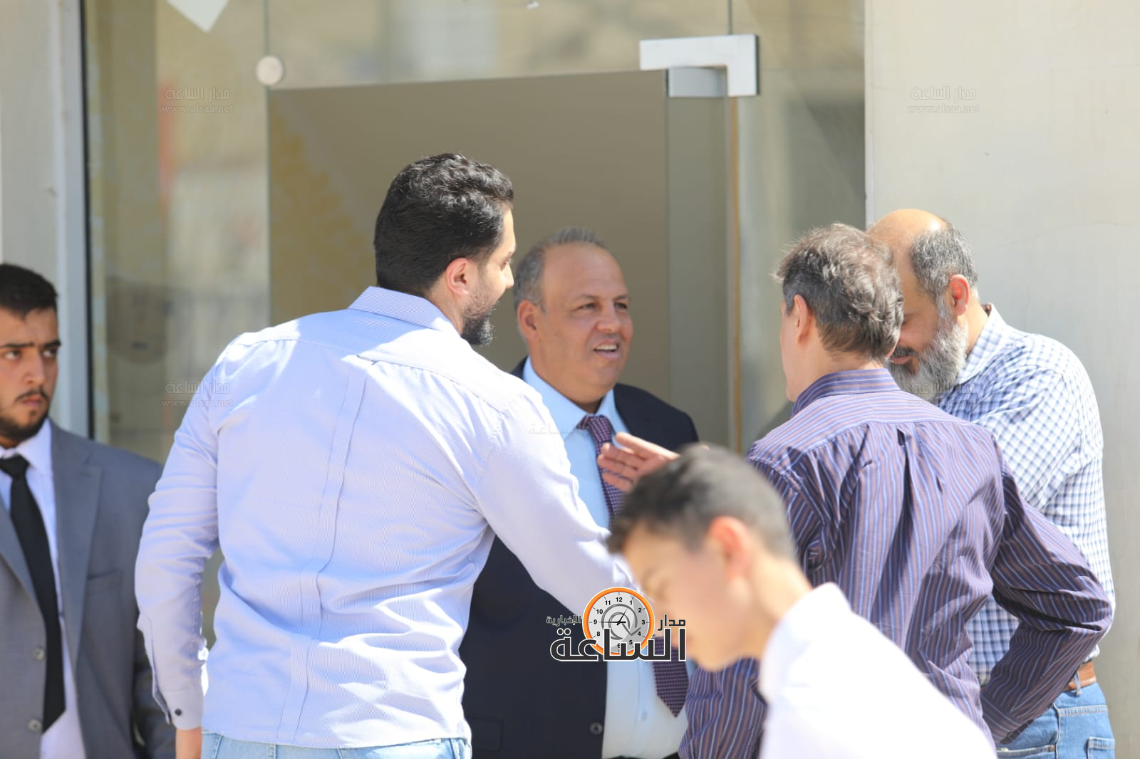 Madar Al-Saa Images 0.15421438611179772