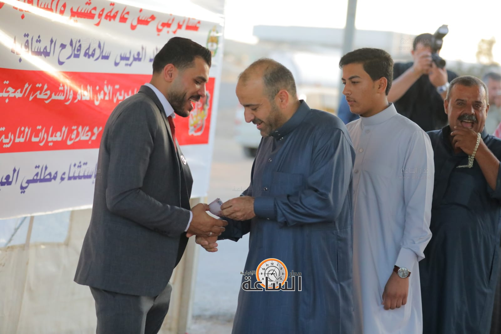 Madar Al-Saa Images 0.14541973827458898