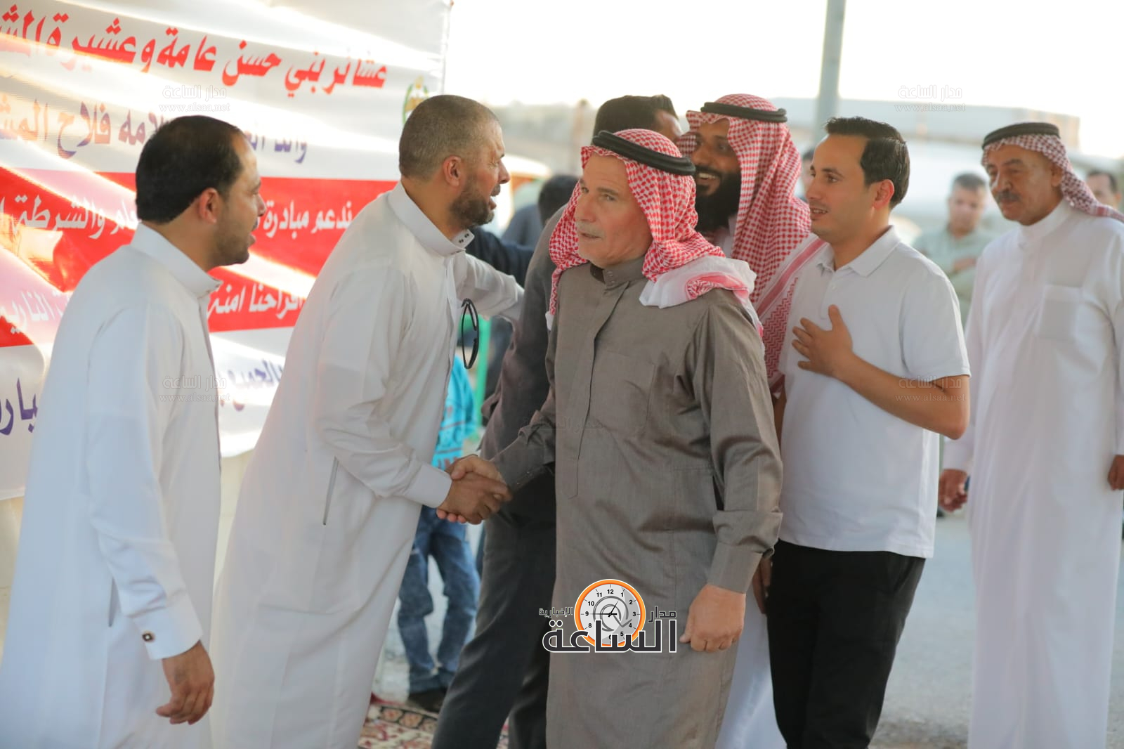 Madar Al-Saa Images 0.9080186028984638