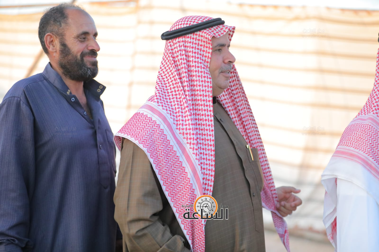 Madar Al-Saa Images 0.442549388907425