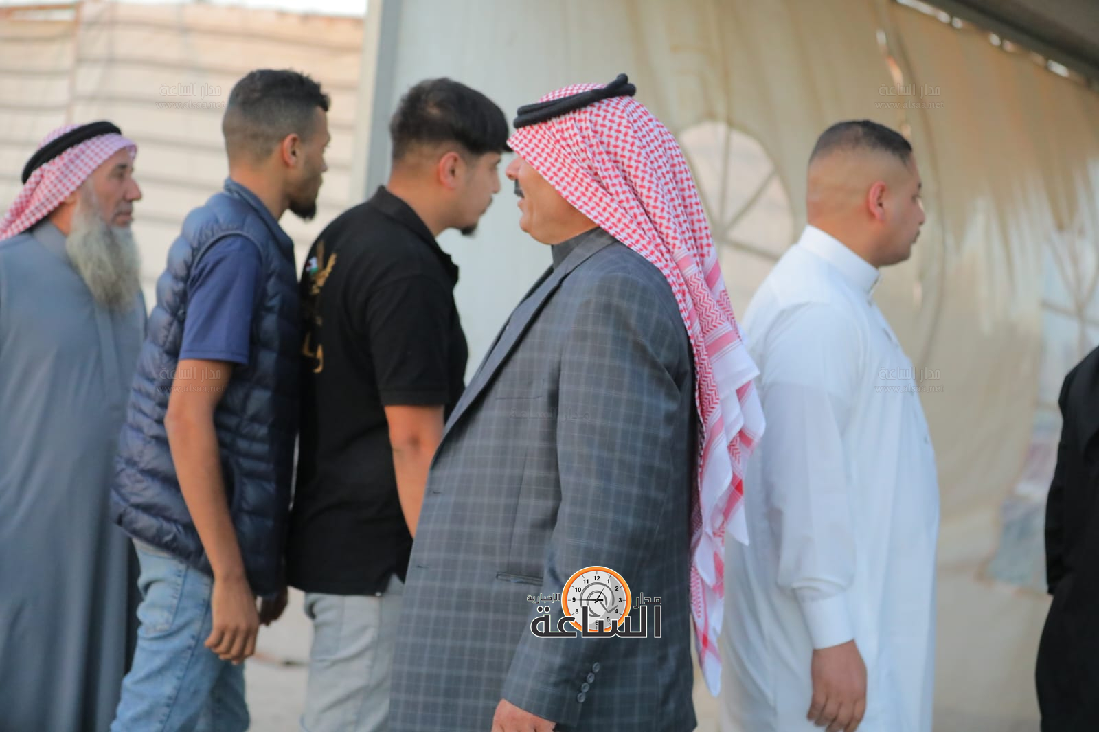 Madar Al-Saa Images 0.020203082353303703