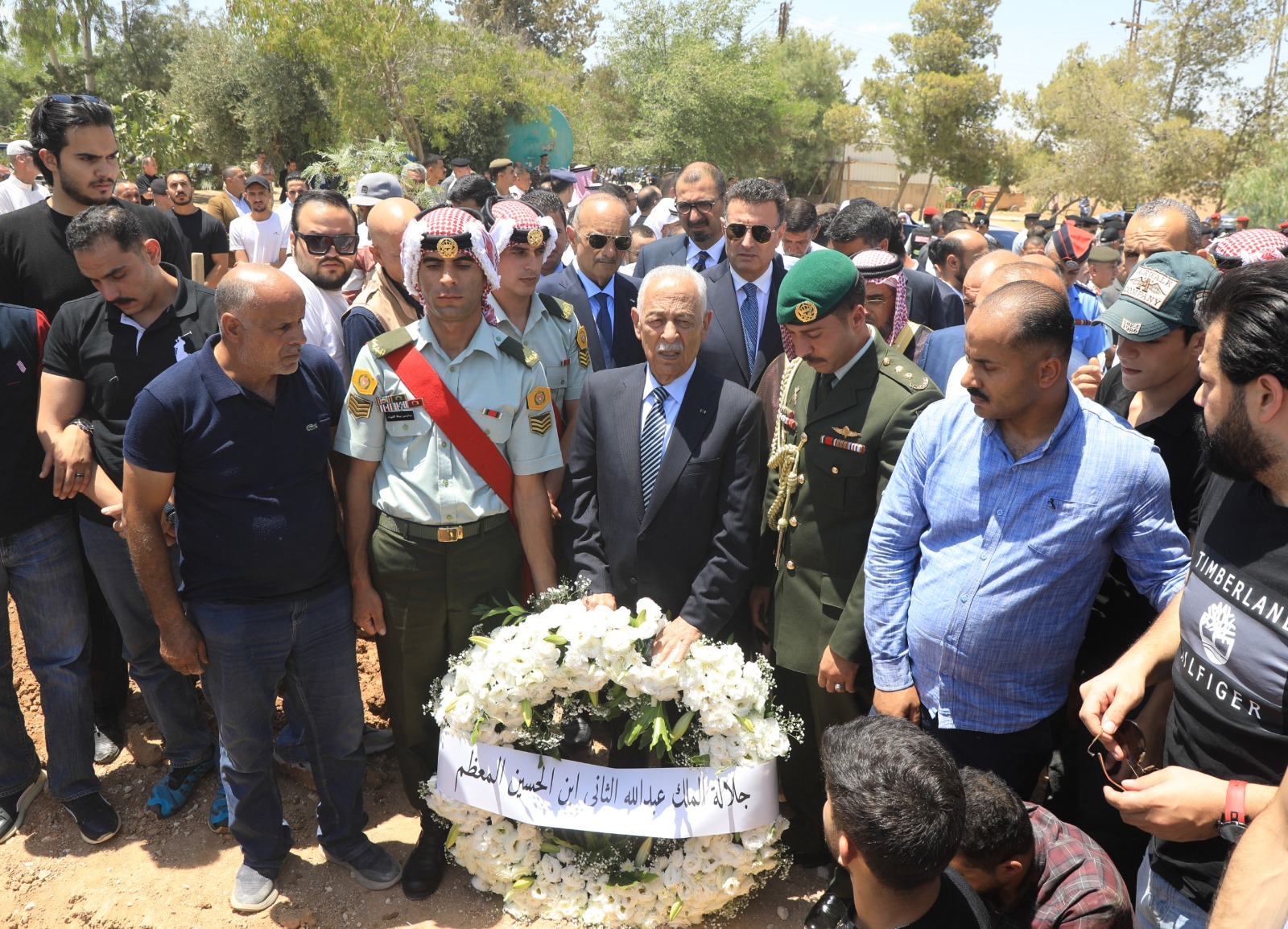 Madar Al-Saa Images 0.43316131298972804