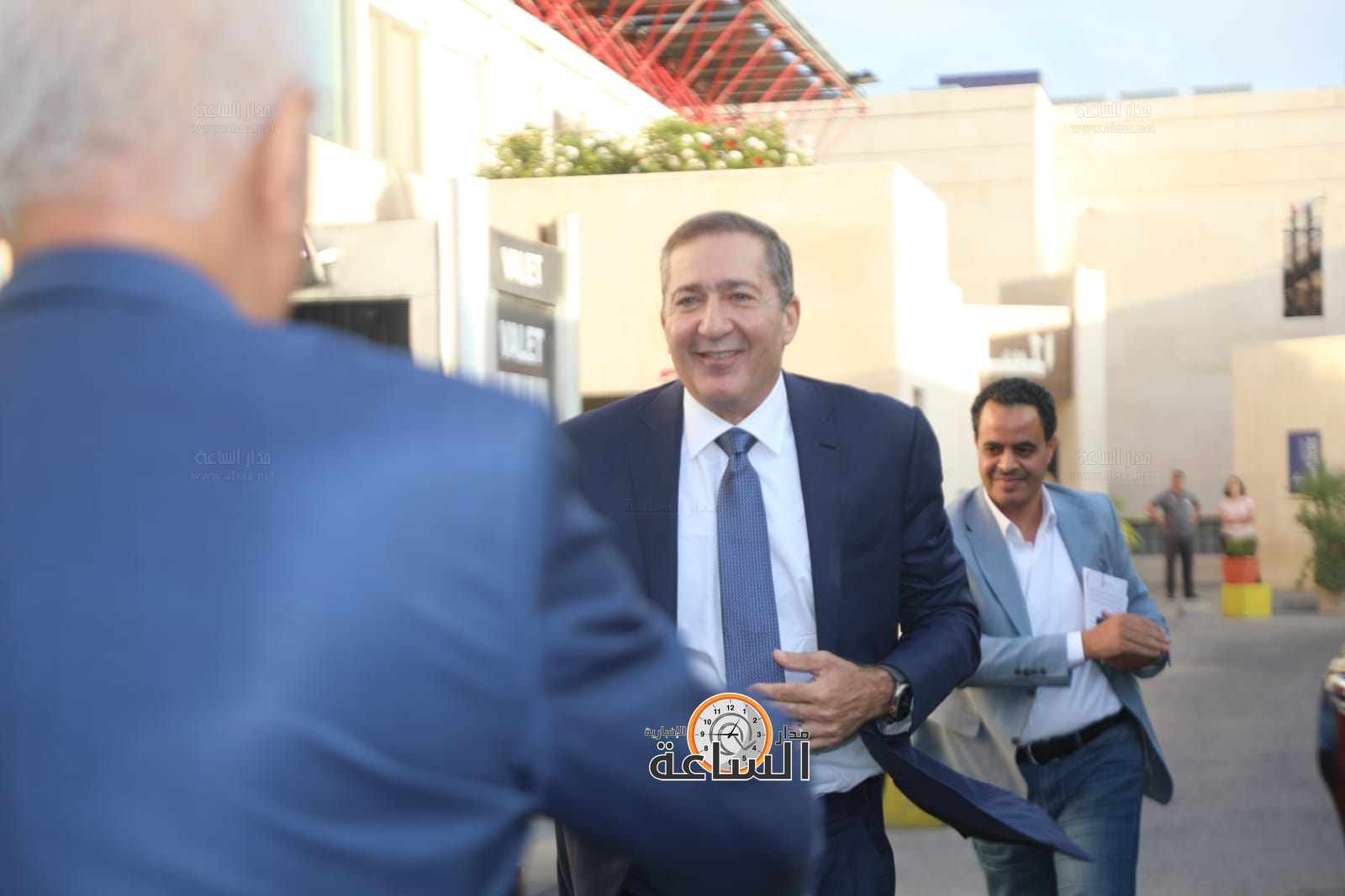 Madar Al-Saa Images 0.5683507929142408